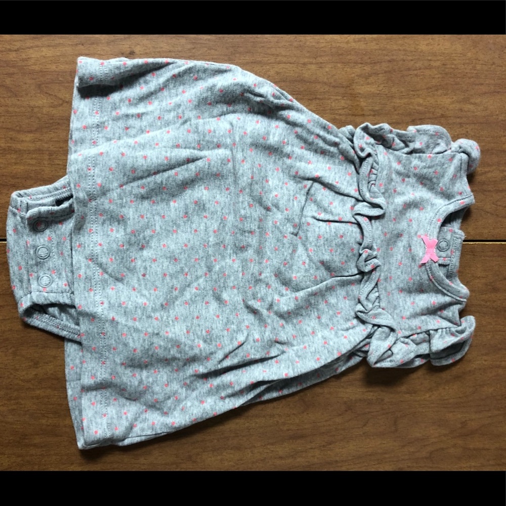 EUC Carter’s Sz 3M Grey w/ Pink Polka Dot Dress